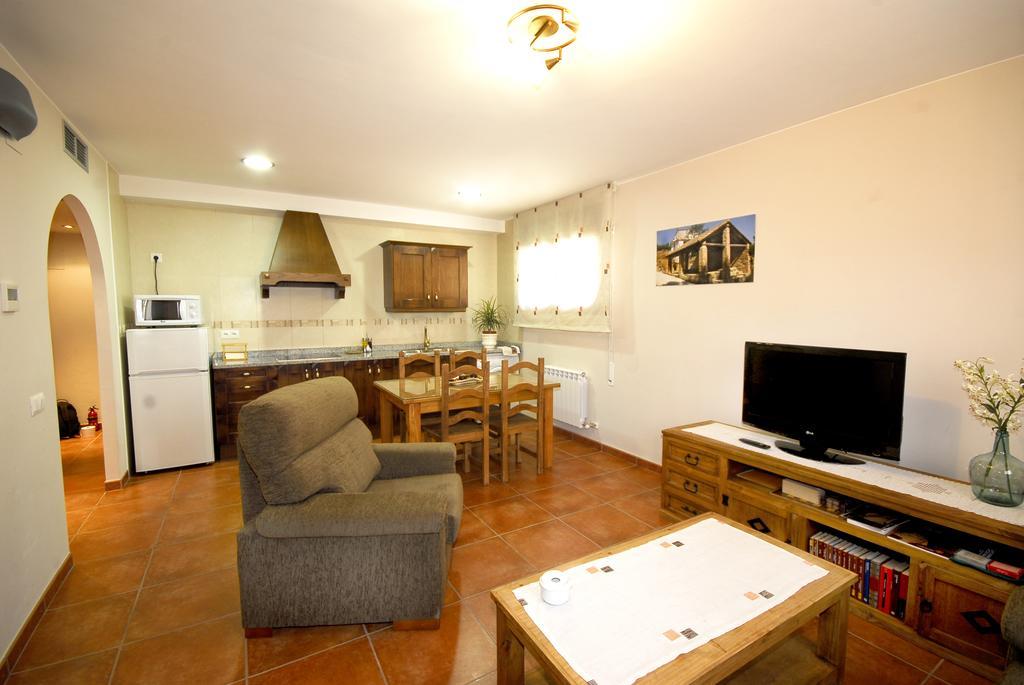 Apartamentos De Turismo Rural Las Eras Castelserás 外观 照片