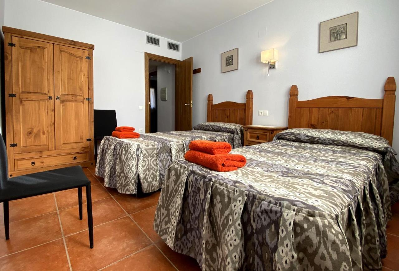 Apartamentos De Turismo Rural Las Eras Castelserás 外观 照片